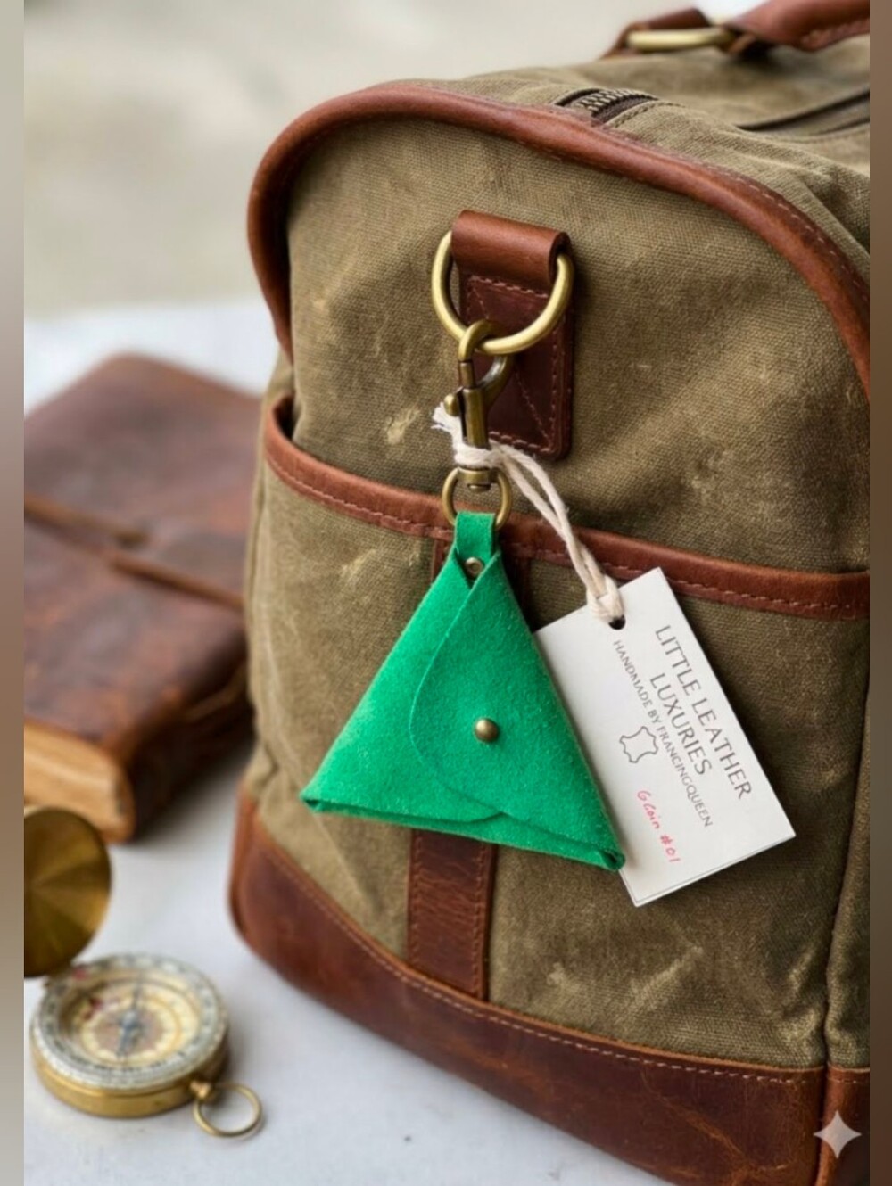 #01 Handmade Genuine Leather Triangle Coin Pouch Suede Green #01